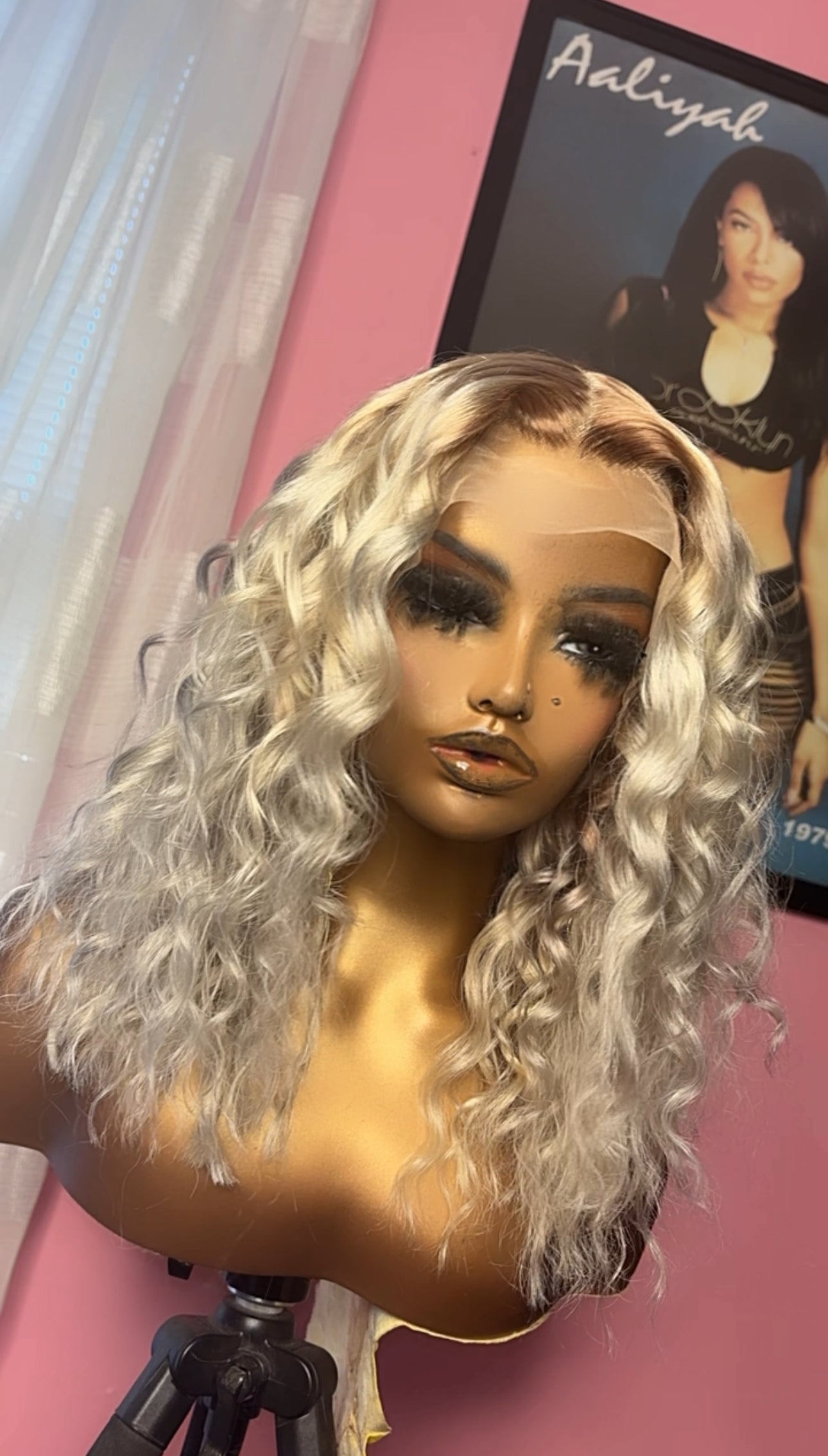 “KIMBELLA” (Frontal Wig Unit)